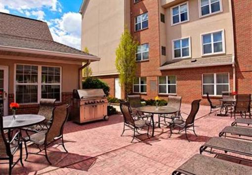 фото отеля Residence Inn Detroit Novi