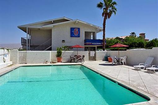 фото отеля Motel 6 Palm Desert