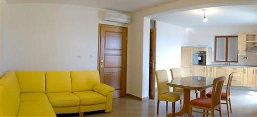 фото отеля Apartments Luana