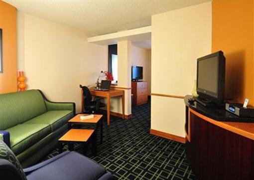 фото отеля Fairfield Inn Denver Aurora