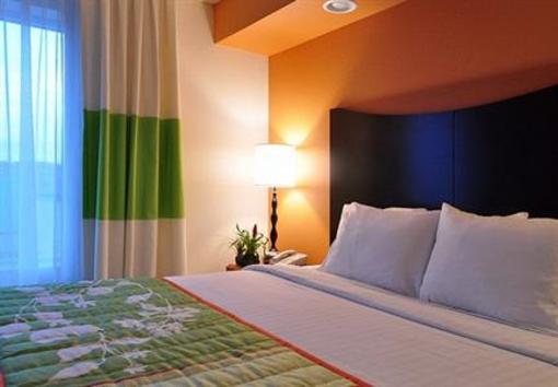 фото отеля Fairfield Inn Denver Aurora