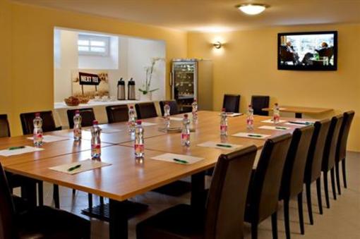 фото отеля Hotel Golf Garni