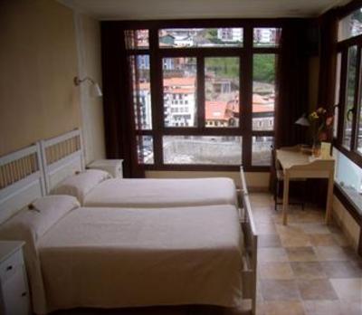 фото отеля Hotel Zumalabe