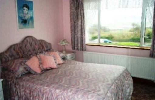 фото отеля The Connaught Bed & Breakfast Salthill Galway