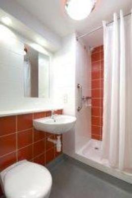 фото отеля Travelodge Wakefield Hotel