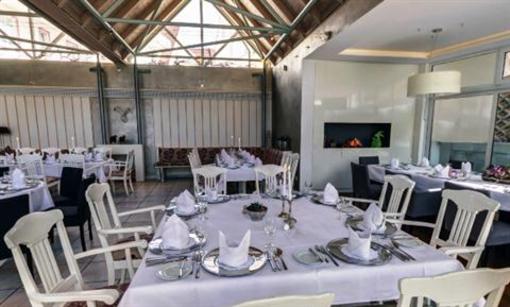 фото отеля Hotel-Restaurant and Metzgerei Rossle