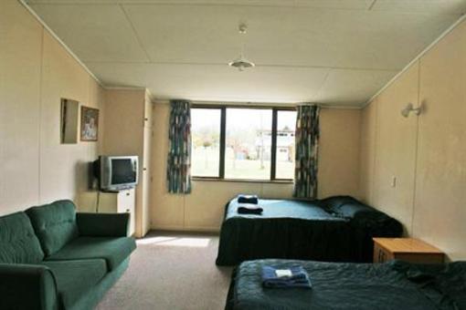 фото отеля Wanaka Lakeview Holiday Park