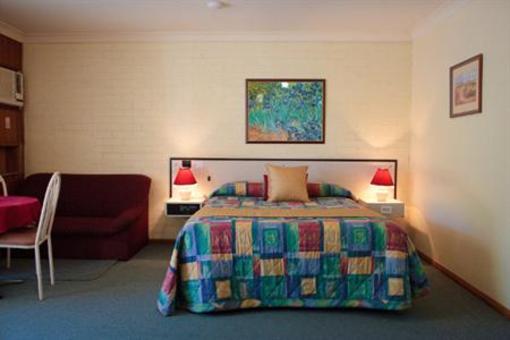 фото отеля Westwood Motor Inn