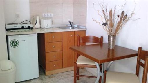 фото отеля Bright Star Apartments