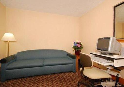 фото отеля Rodeway Inn Des Moines