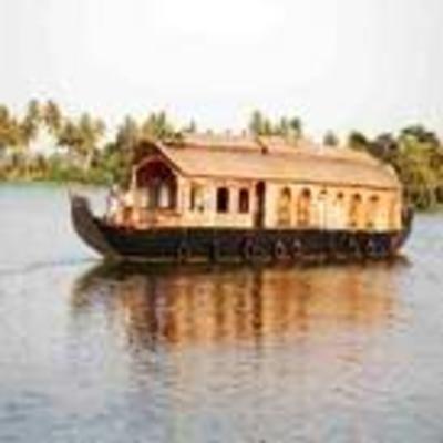 фото отеля River Queen Houseboats