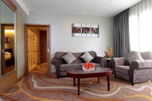 фото отеля Xiamen Golden Bridge Hotel