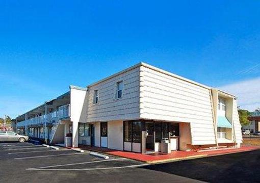 фото отеля Econo Lodge North Tallahassee
