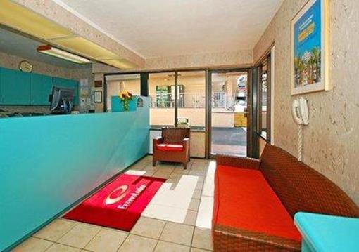 фото отеля Econo Lodge North Tallahassee