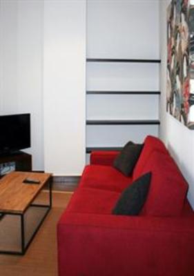 фото отеля Apartamentos Turisticos Sagasta Logrono
