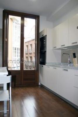 фото отеля Apartamentos Turisticos Sagasta Logrono