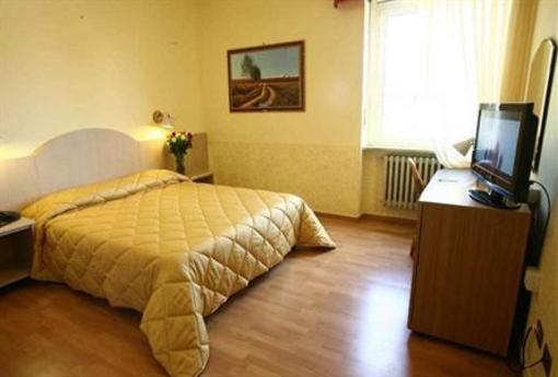 фото отеля Hotel Europa Chivasso