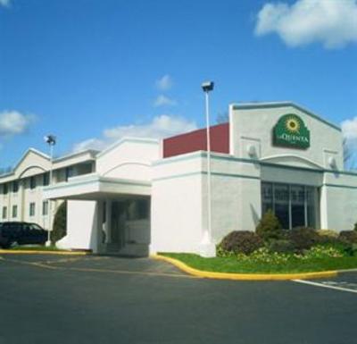 фото отеля La Quinta Inn Paramus