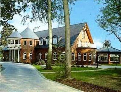 фото отеля Hotel Waldschlösschen Crivitz (Germany)