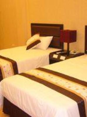 фото отеля Lucky Hotel 104 Tran Duy Hung
