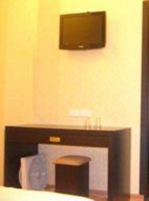 фото отеля Lucky Hotel 104 Tran Duy Hung