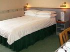 фото отеля Redwings Lodge Sawtry