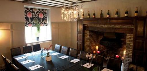 фото отеля The Olde Bull Inn Hotel Worlington