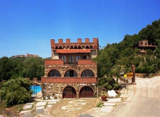 фото отеля Ippotur Medieval Resort Castelnuovo Magra