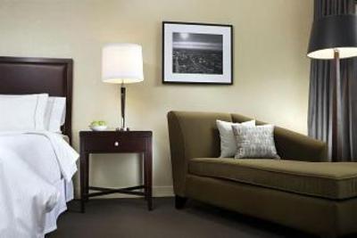 фото отеля The Westin Calgary