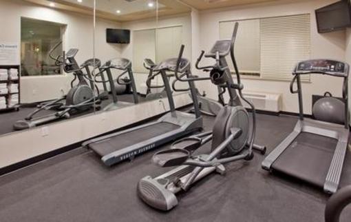фото отеля Holiday Inn Suites Kamloops