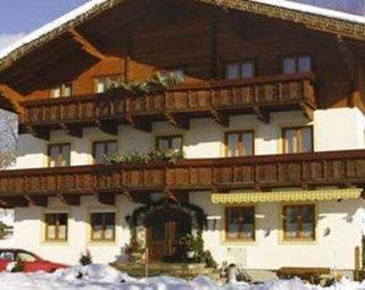 фото отеля Otzmooshof Pension St. Johann im Pongau