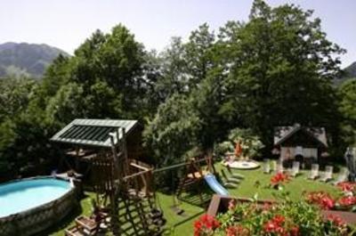 фото отеля Otzmooshof Pension St. Johann im Pongau