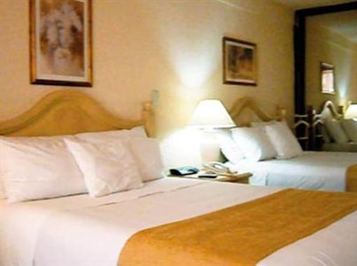 фото отеля Del Rey Inn Toluca