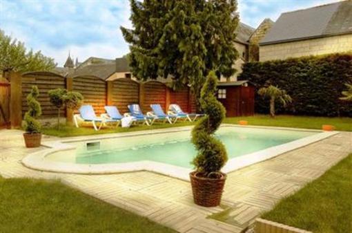 фото отеля Hostellerie Blanche De Castille Dourdan