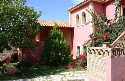 фото отеля Athenea Villas