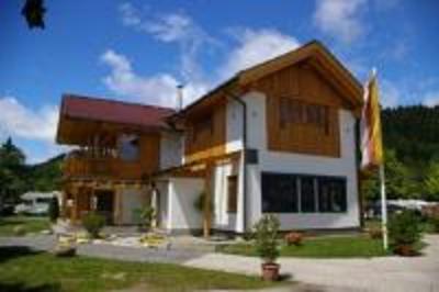 фото отеля Alpencamp