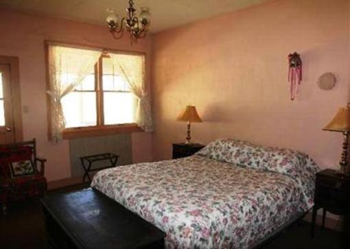 фото отеля Elkhorn Lodge and Guest Ranch