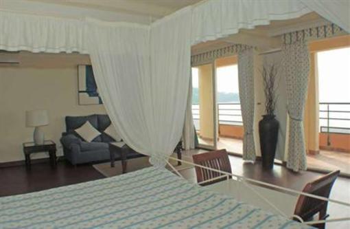 фото отеля Hotel Cavaliere sur Plage