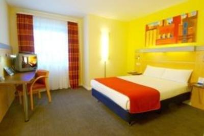 фото отеля Holiday Inn Express London Croydon
