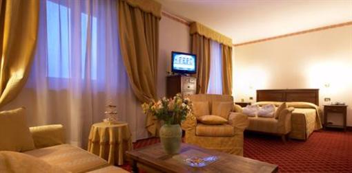 фото отеля Eurhotel Volpiano