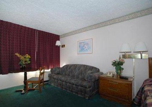 фото отеля Econo Lodge Eden (North Carolina)