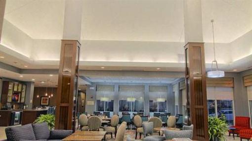 фото отеля Hilton Garden Inn Tulsa Midtown
