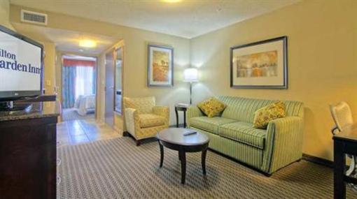 фото отеля Hilton Garden Inn Tulsa Midtown