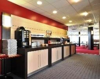 фото отеля Premiere Classe Clermont Ferrand Nord