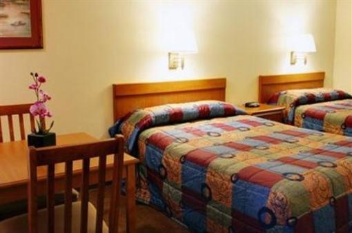 фото отеля Econo Lodge Terre Haute