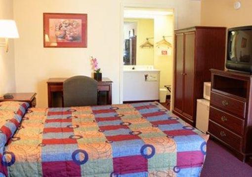 фото отеля Econo Lodge Terre Haute