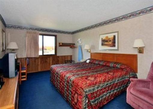 фото отеля Econo Lodge Inn & Suites Dubuque