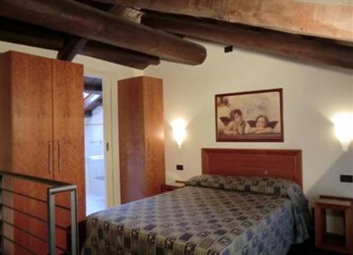 фото отеля Antiche Mura Saluzzo
