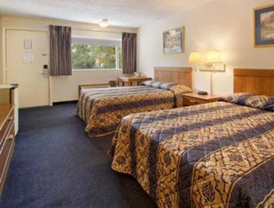фото отеля Super 8 Motel Albany (New York)