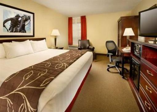 фото отеля Drury Inn & Suites Saint Joseph (Missouri)